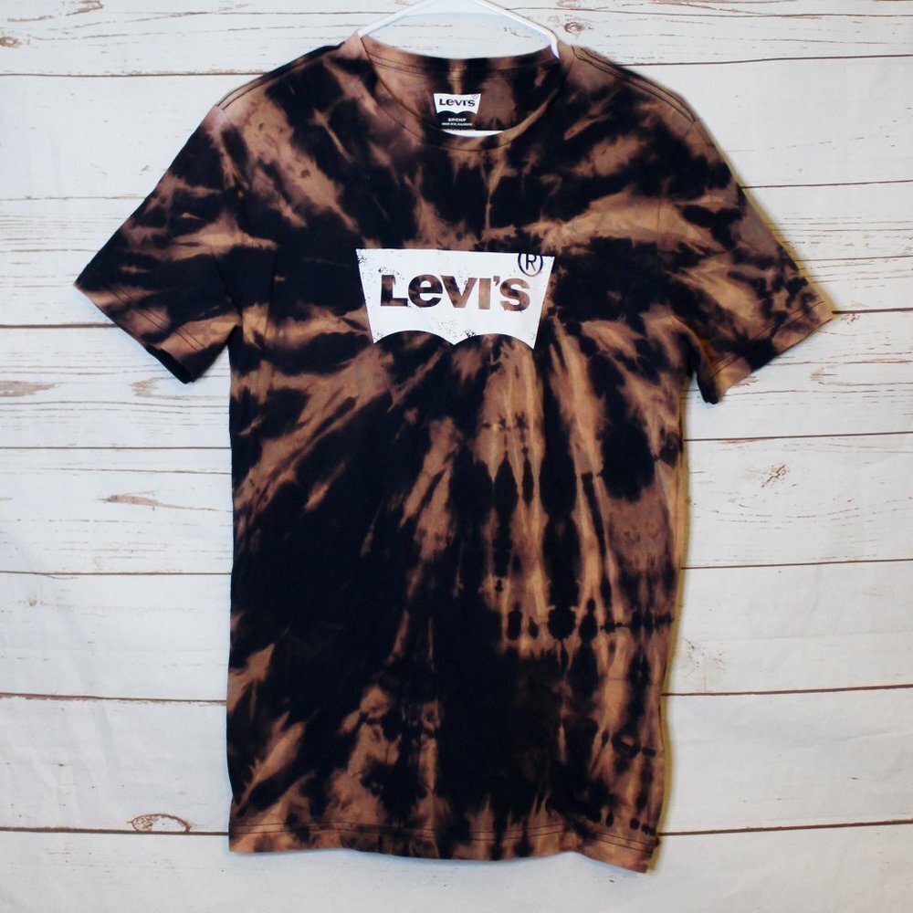 Levi’s Tie Dye Logo Upcycled‎ Custom T-Shirt Small
